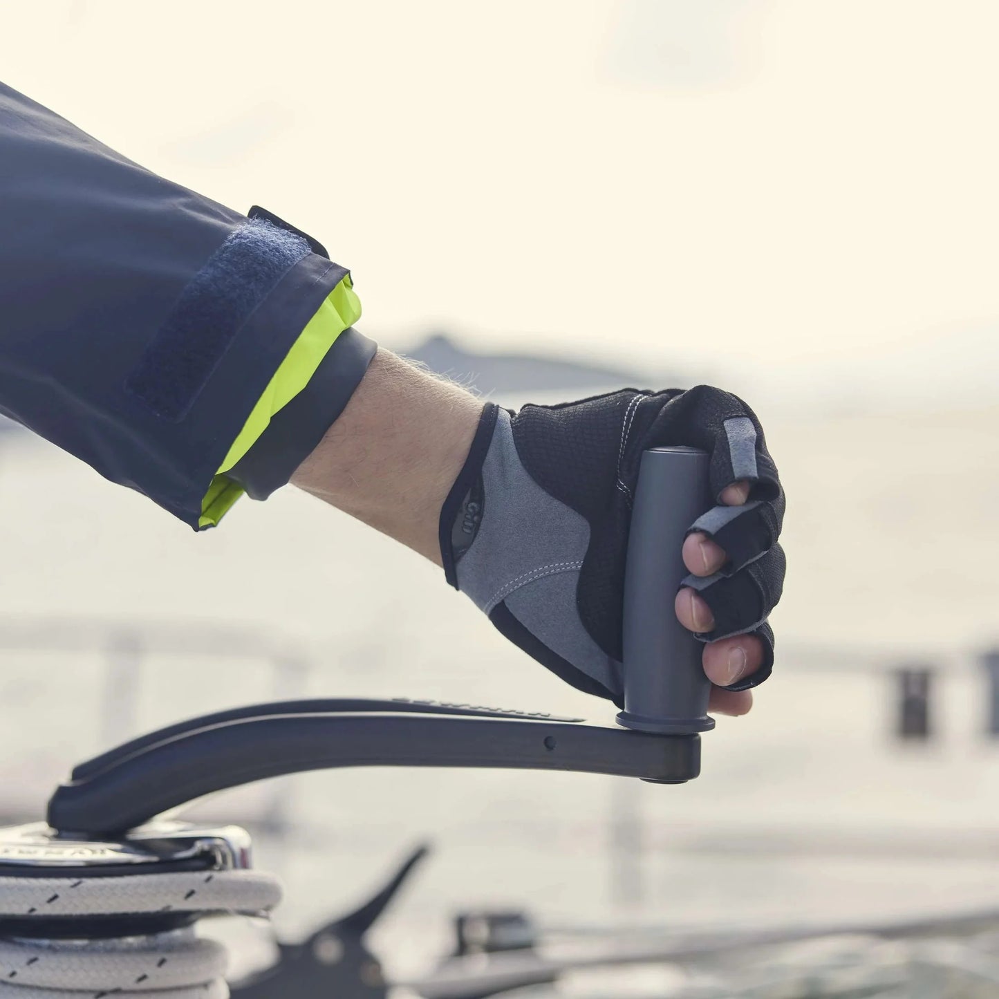 Gill Deckhand Short-Finger Sailing Gloves - Black