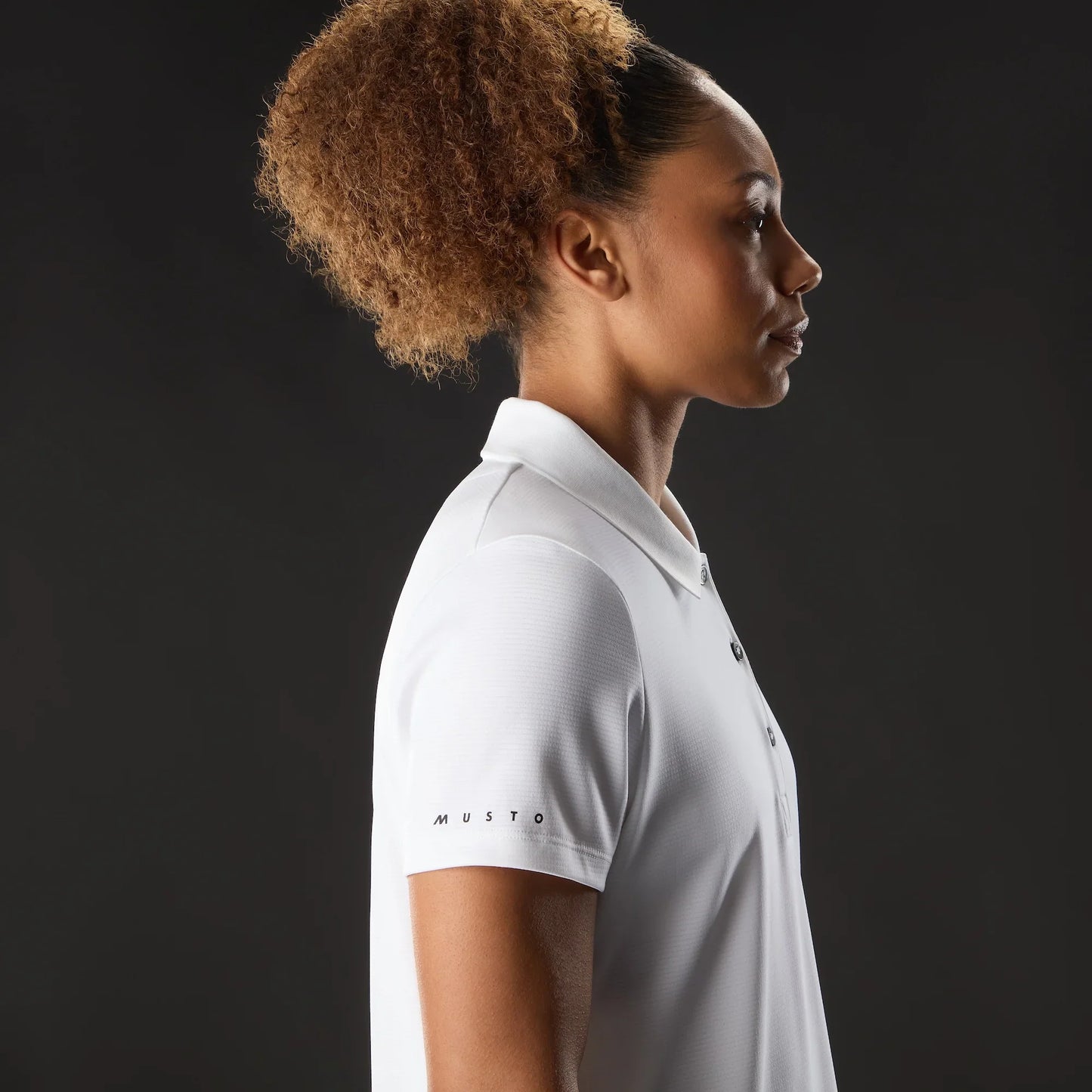 MUSTO WOMEN'S EVO CREW SUNBLOCK SHORT-SLEEVE POLO WHITE